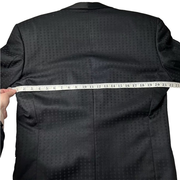 Versace V2 Men's Black on Black Dot 2 Button Tuxedo Suit Jacket Blazer Size 37 - Picture 14 of 16